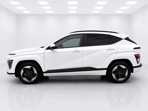 Used 2025 Hyundai Kona SEL FWD image 5