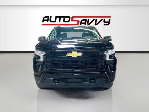 Used 2024 Chevrolet Silverado 1500 LT AWD/4WD image 2