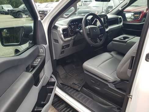 Certified 2022 Ford F150 XL w/ Equipment Group 101A High RWD image 9