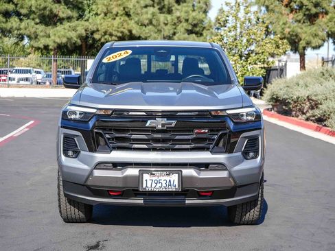 Used 2024 Chevrolet Colorado Z71 w/ Z71 Convenience Package 2 AWD/4WD image 2