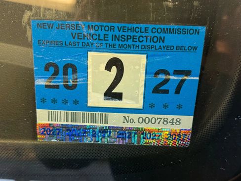 Used 2012 Volkswagen Beetle 2.0T image 22