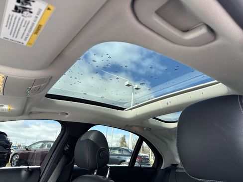 Used 2015 Mercedes-Benz C 300 4MATIC Sedan image 19