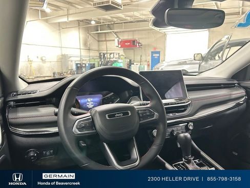 Used 2022 Jeep Compass Trailhawk w/ Sun and Sound Group AWD/4WD image 15