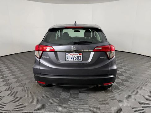 Used 2021 Honda HR-V LX image 4