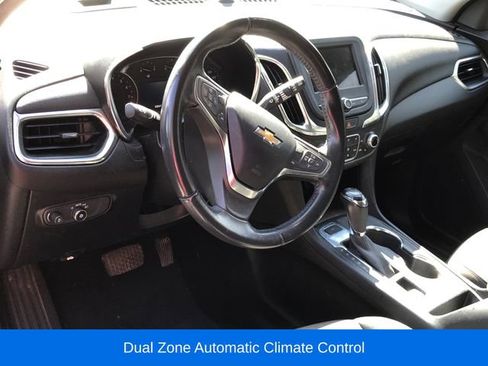 Used 2019 Chevrolet Equinox LT w/ Driver Convenience Package AWD/4WD image 5