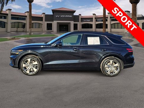 Used 2022 Genesis GV70 3.5T Sport image 5