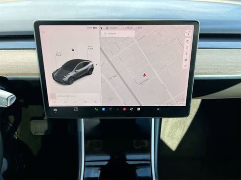 Used 2020 Tesla Model Y Long Range image 26