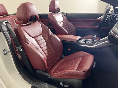 Used 2022 BMW 430i Convertible w/ M Sport Package image 32