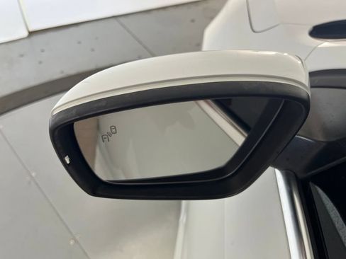 Used 2017 Volkswagen Jetta SE FWD image 36