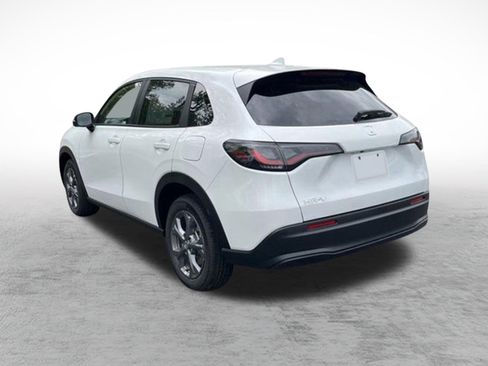 New 2026 Honda HR-V LX image 3