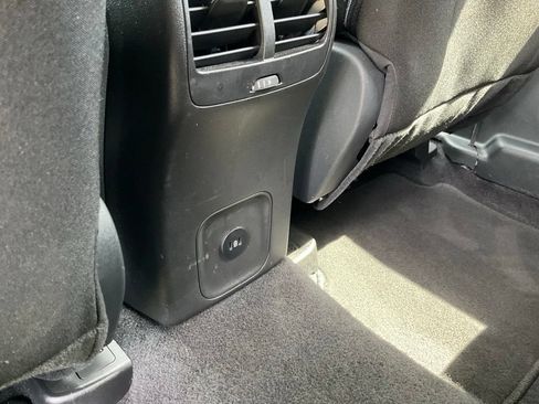 Used 2025 Ford Escape Active AWD/4WD image 20