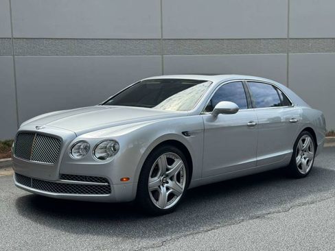Used 2014 Bentley Flying Spur W12 image 2