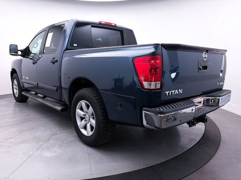 Used 2014 Nissan Titan SV w/ SV Premium Utility Package image 8