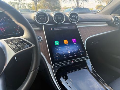 Used 2025 Mercedes-Benz C 300 Sedan image 28