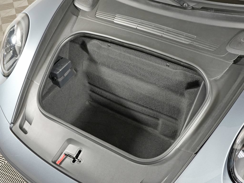Certified 2025 Porsche 911 Carrera RWD image 48