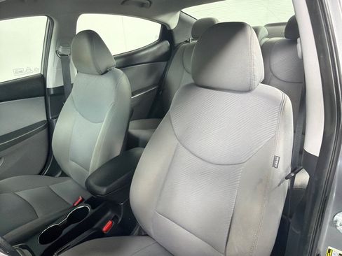 Used 2013 Hyundai Elantra GLS w/ Preferred Pkg FWD image 12