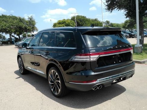 Used 2020 Lincoln Aviator Reserve w/ Equipment Group 202A AWD/4WD image 12
