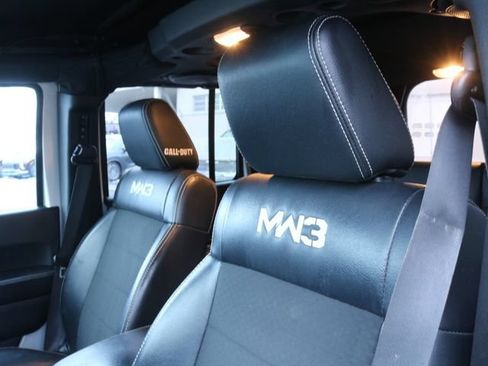 Used 2012 Jeep Wrangler Unlimited Rubicon AWD/4WD image 14