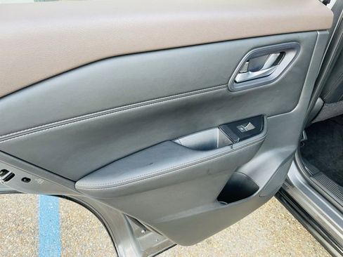 Certified 2023 Nissan Rogue SL image 25