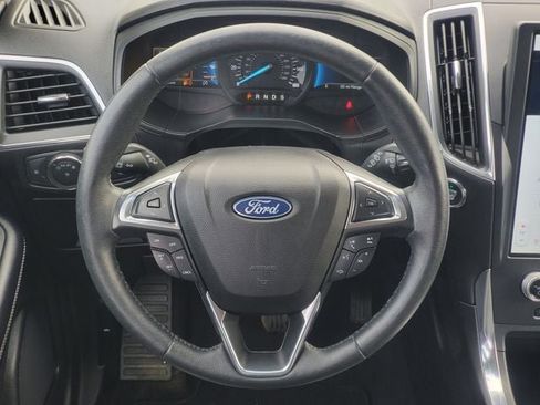 Used 2022 Ford Edge Titanium AWD/4WD image 24