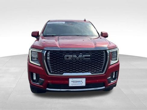 Used 2023 GMC Yukon Denali Ultimate AWD/4WD image 8