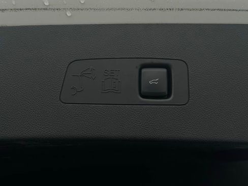 Certified 2022 Lincoln Corsair AWD w/ Premium Package image 11