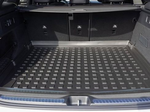 New 2025 Mercedes-Benz GLC 300 GLC 300 image 28