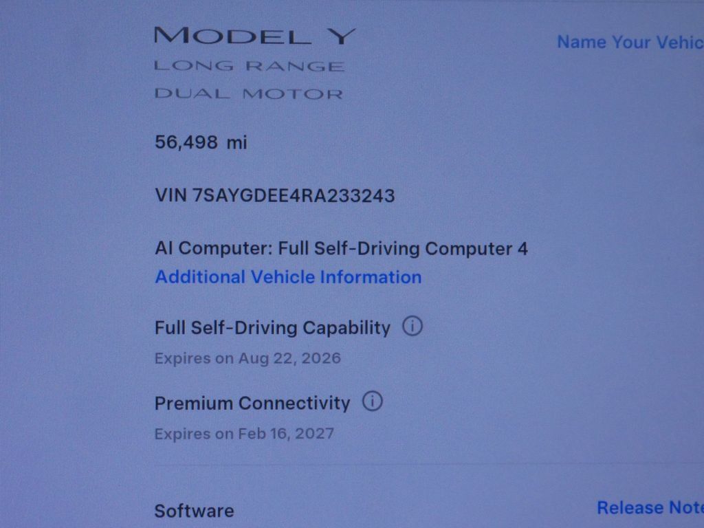 Used 2024 Tesla Model Y Long Range AWD/4WD image 30