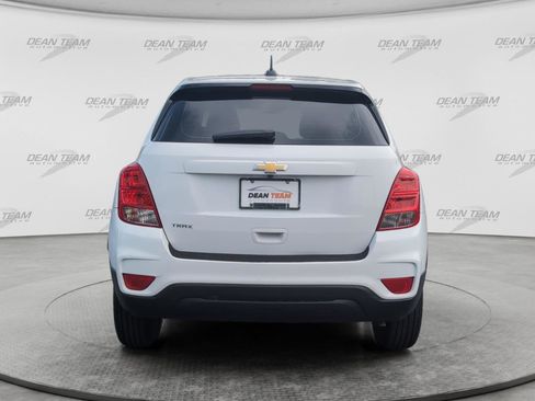 Used 2017 Chevrolet Trax LS FWD image 6