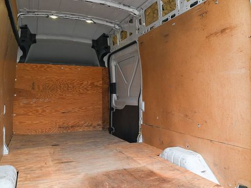 Used 2018 Ford Transit 250 148 High Roof RWD image 23