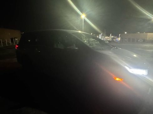 Used 2023 Honda Odyssey Sport image 15