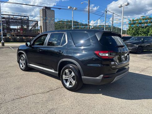 Used 2023 Honda Pilot EX-L image 3