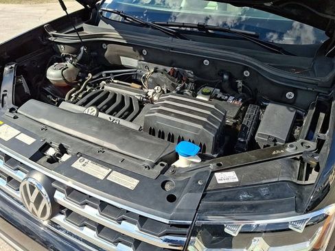 Used 2019 Volkswagen Atlas SE w/ Towing Package AWD/4WD image 37