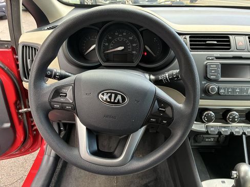 Used 2013 Kia Rio LX w/ PWR Pkg FWD image 12
