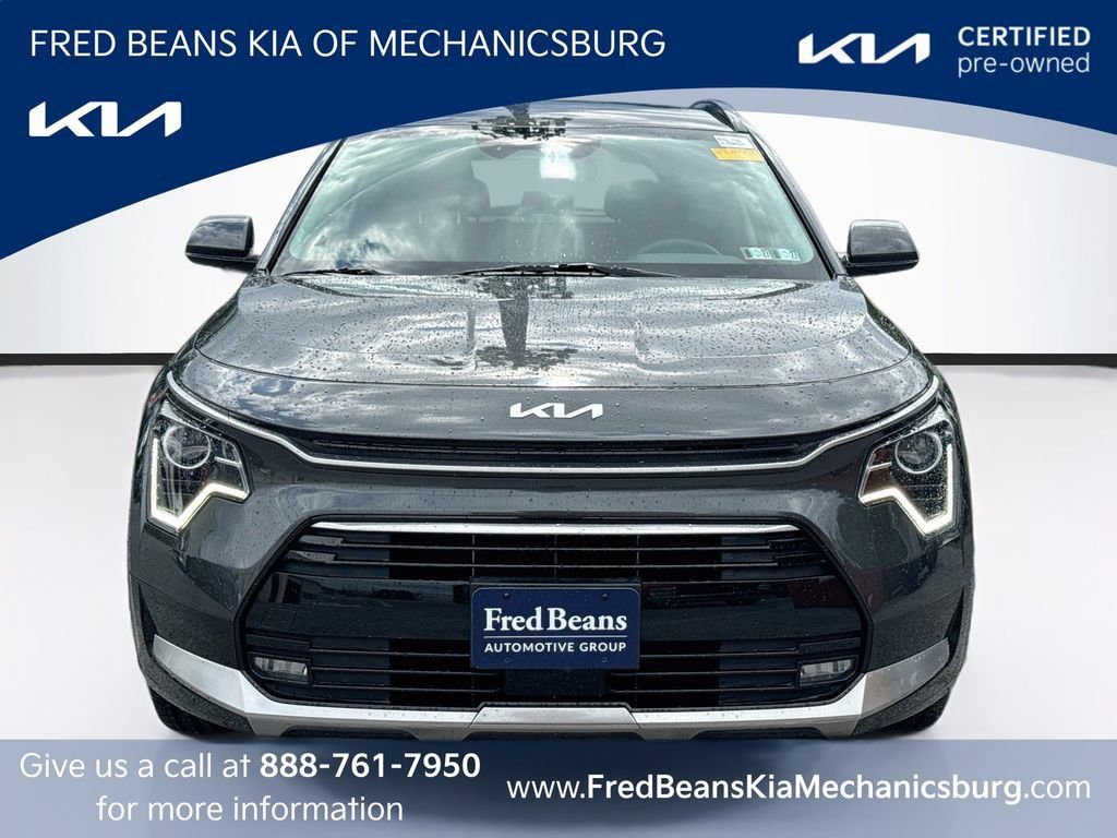 Certified 2023 Kia Niro EX Touring FWD image 2