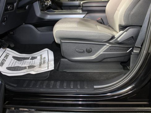 Certified 2024 Ford F150 XLT w/ Mobile Office Package image 10