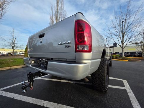 Used 2005 Dodge Ram 2500 Truck SLT image 12