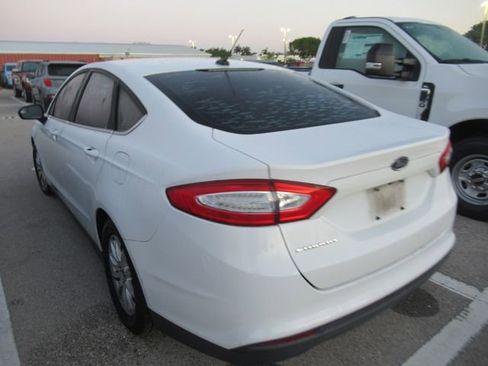 Used 2015 Ford Fusion S FWD image 4