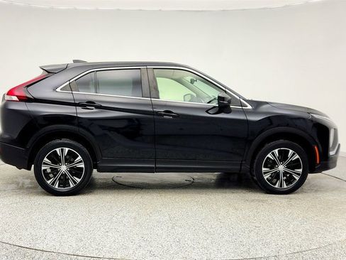 Used 2022 Mitsubishi Eclipse Cross SE image 4