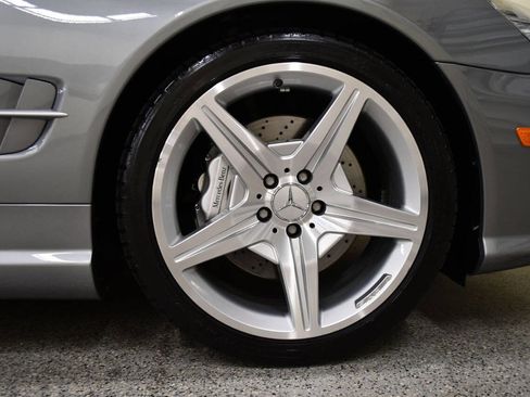 Used 2009 Mercedes-Benz SL 550 image 29