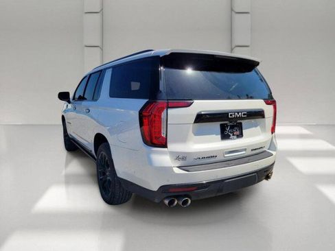 Used 2023 GMC Yukon XL Denali Ultimate AWD/4WD image 6