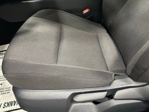 Used 2025 Toyota Camry LE image 13