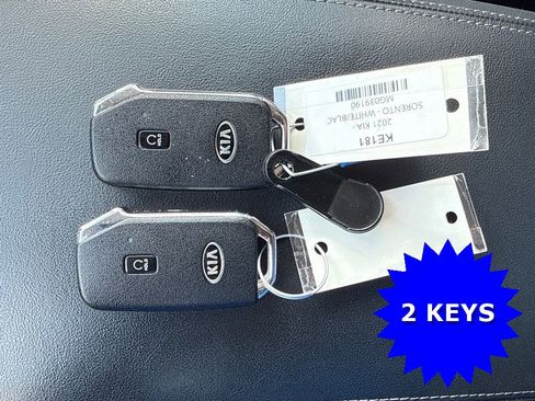 Used 2021 Kia Sorento S AWD/4WD image 4
