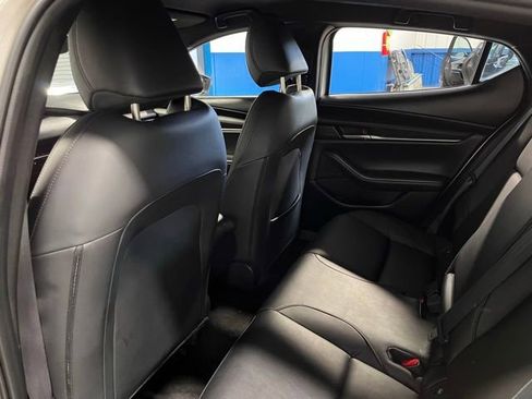 Used 2024 MAZDA MAZDA3 s FWD image 17