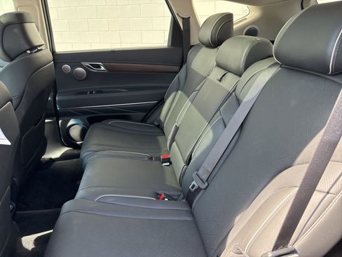 Used 2025 Genesis GV80 2.5T Prestige image 16