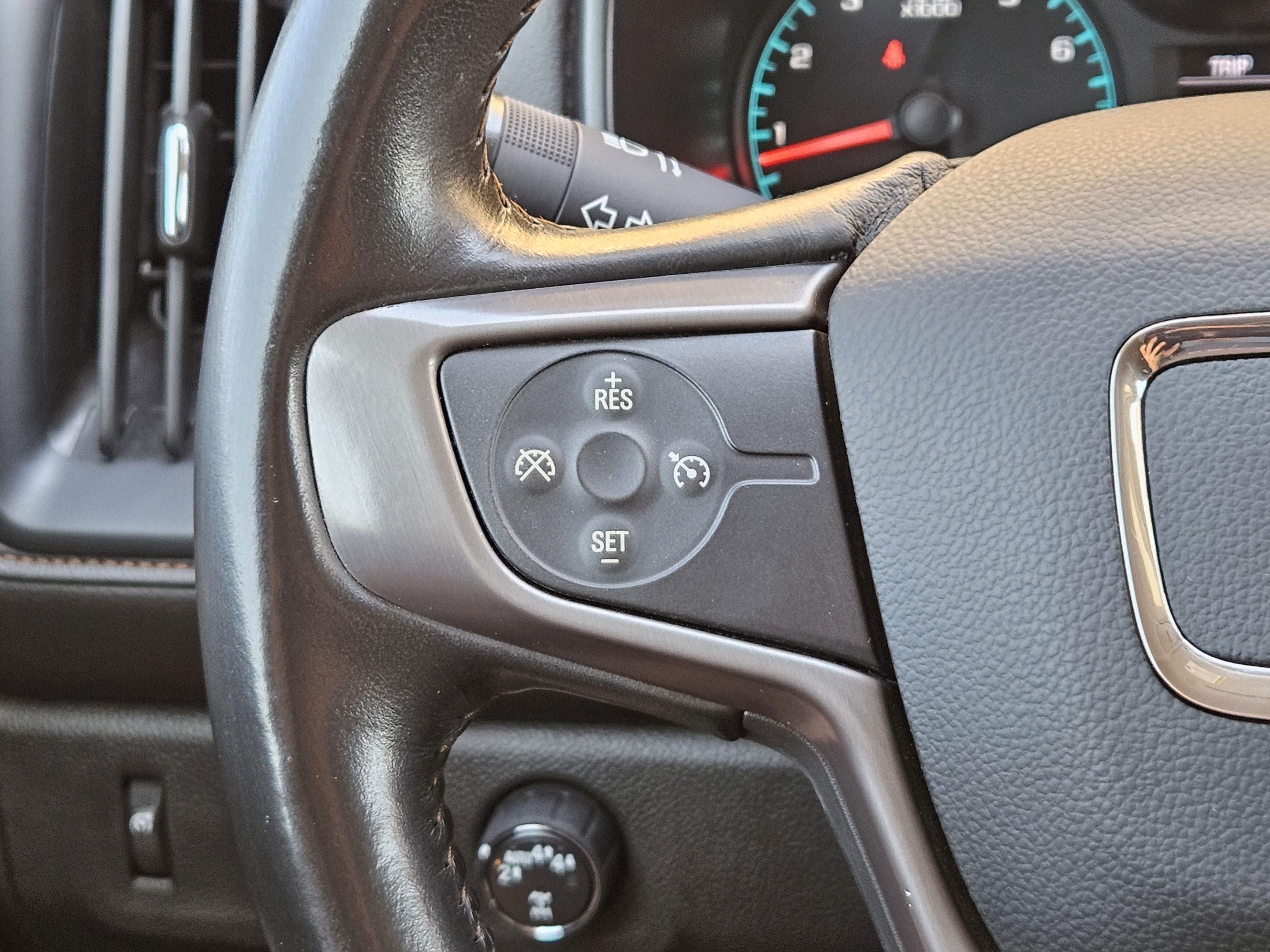 Used 2022 GMC Canyon AT4 AWD/4WD image 25