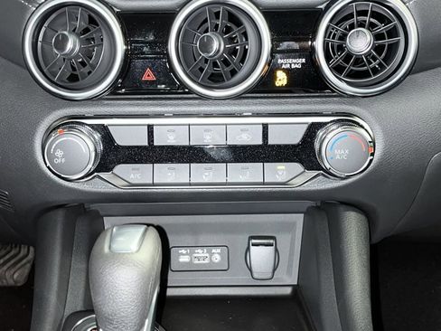 New 2025 Nissan Sentra SV image 17