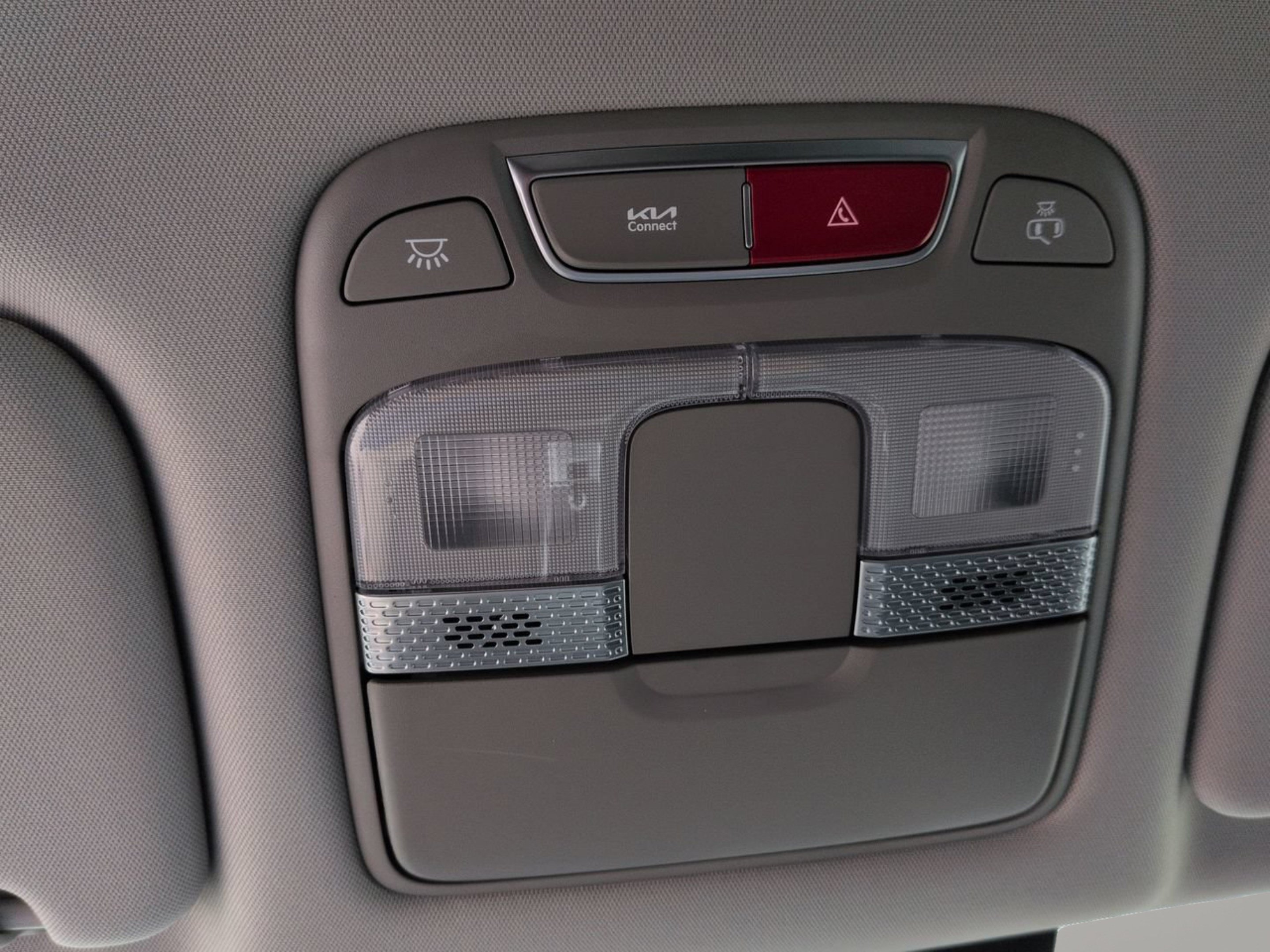 Certified 2025 Kia Telluride LX FWD image 24