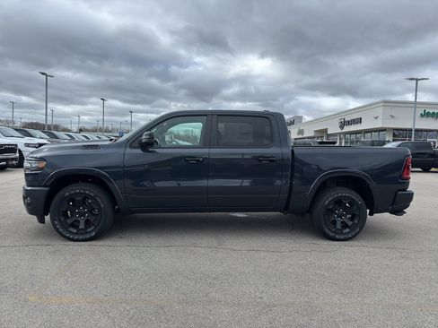 New 2026 RAM 1500 Big Horn AWD/4WD image 6