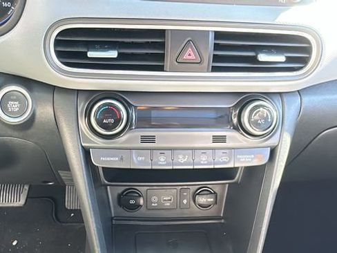 Used 2021 Hyundai Kona Ultimate AWD/4WD image 12